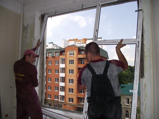 профессиональная установка пластиковых окон в доме Мытищи